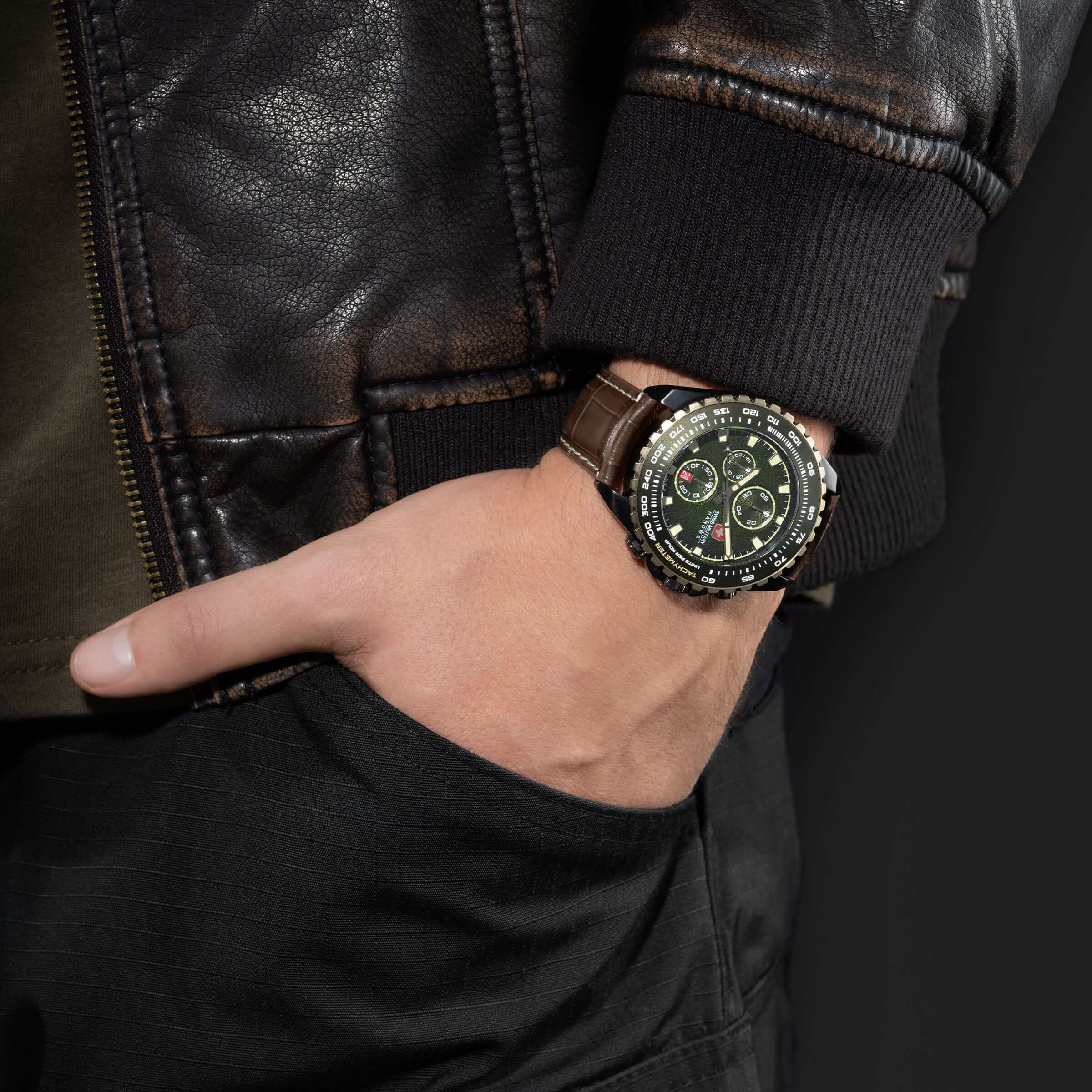 STONE MARTEN Men's Wrist Watch Chronograph Green Brown Leather 44mm - Swiss Made - Image 4